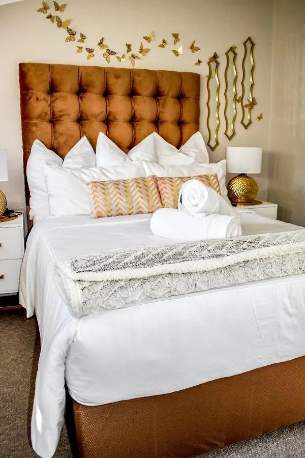 Villa Palm Valley Inn - Port Elizabeth